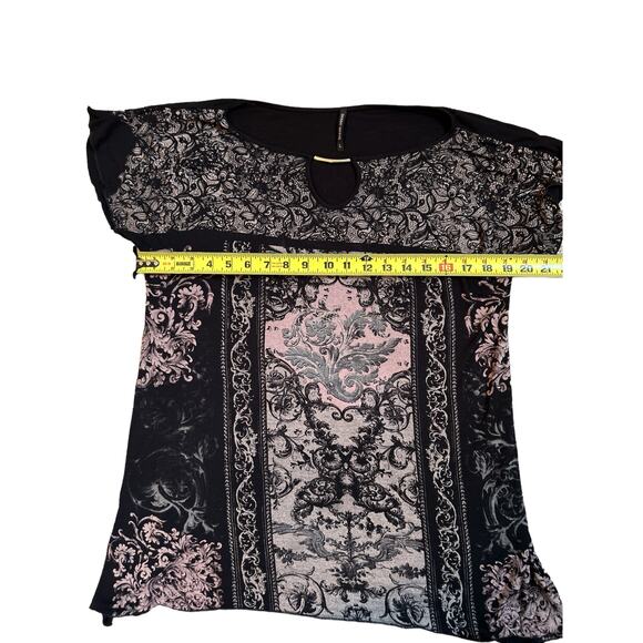 Skinny Minnie Black & Tan Shirt with Metal Embellishment Size L Large - Picture 3 of 5